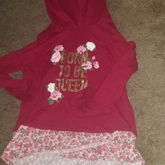 Garanimals Other - 3/$20 Amazingly  cute girls born to be Queen top